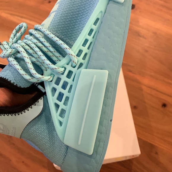 π§ New Clear Aqua Pharrell size 9 - Picture 6 of 11